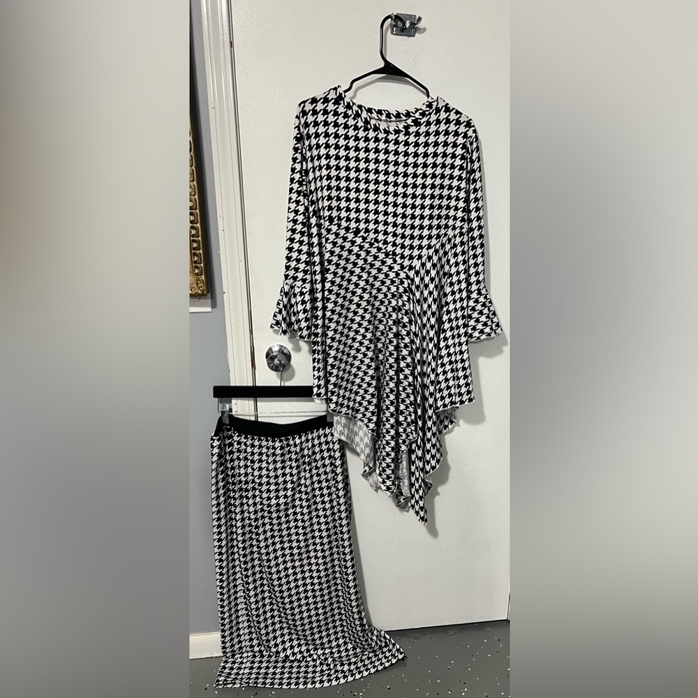 Black and White Houndstooth Top and Skirt Set